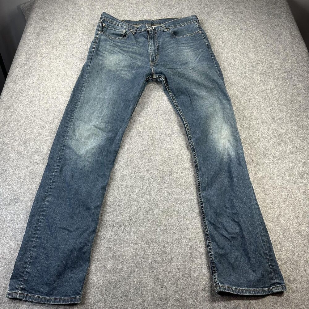 Levis Jeans Mens 36x30 Blue Medium Wash Straight Leg Denim Zip Fly Casual
